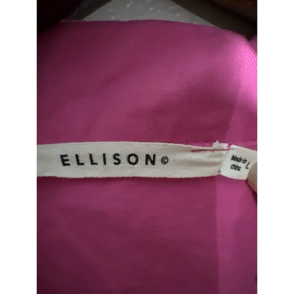 Ellison Vibrant shorts romper Pink Garment - Picture 2 of 3